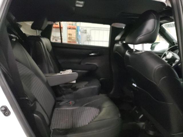 Photo 10 from auction – 2022 TOYOTA HIGHLANDER with VIN 5TDJZRBH9NS216533
