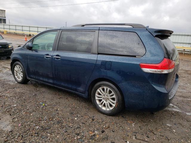 Photo 2 from auction – 2012 TOYOTA SIENNA XLE with VIN 5TDYK3DC9CS215249