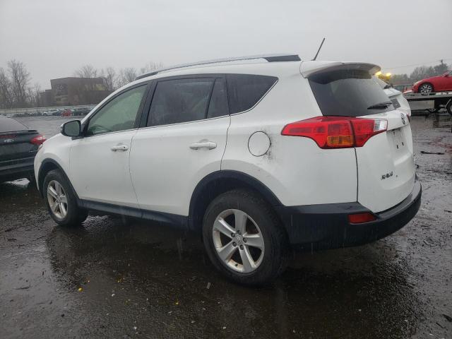 Photo 2 from auction – 2013 TOYOTA RAV4 XLE with VIN JTMRFREVXDD042995