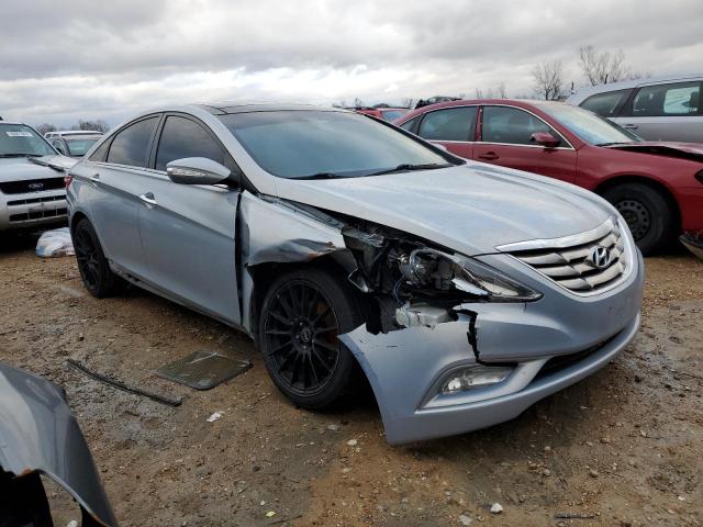 Photo 4 from auction – 2013 HYUNDAI SONATA SE with VIN 5NPEC4AB3DH594628