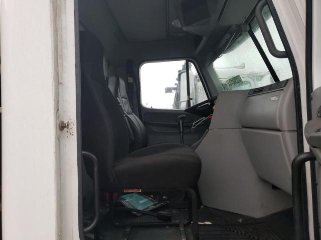 Photo 10 from auction – 2009 FREIGHTLINER CONVENTION with VIN 1FUJA6CKX9DAK3174
