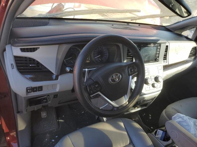 Photo 8 from auction – 2018 TOYOTA SIENNA XLE with VIN 5TDYZ3DC7JS949705