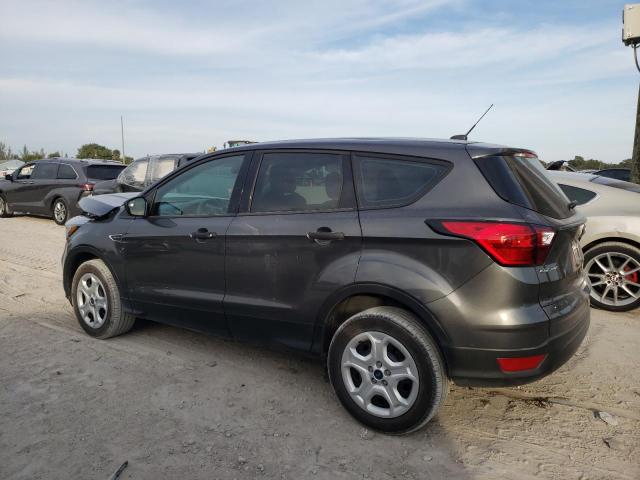 Photo 2 from auction – 2019 FORD ESCAPE S with VIN 1FMCU0F76KUB95261