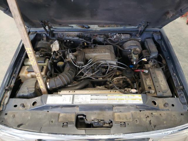 Photo 12 from auction – 2000 FORD EXPLORER with VIN 1FMDU63P1YZA65766