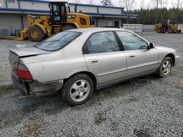 Photo 3 from auction – 1997 HONDA ACCORD with VIN 1HGCD5602VA261302