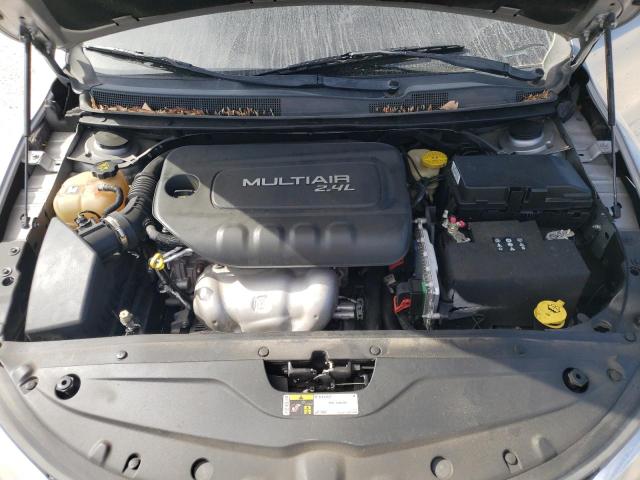 Photo 11 from auction – 2016 CHRYSLER 200 LIMITE with VIN 1C3CCCAB5GN112977