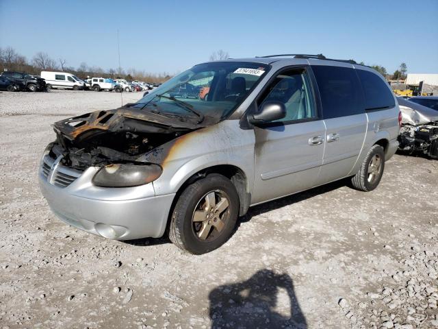 DODGE GRAND CARA 2005 with VIN 2D4GP44L25R258459 - Photo from auction