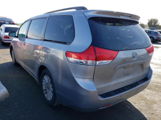 Photo 2 from auction – 2011 TOYOTA SIENNA XLE with VIN 5TDYK3DC0BS121095