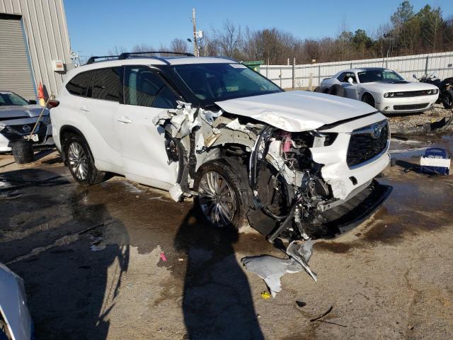 Photo 4 from auction – 2022 TOYOTA HIGHLANDER with VIN 5TDEBRCHXNS087643