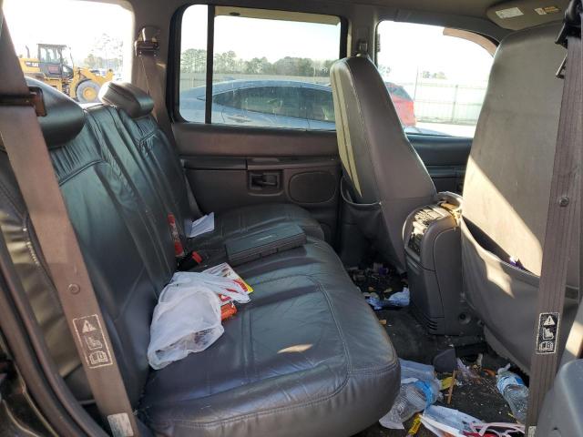Photo 10 from auction – 2000 FORD EXPLORER X with VIN 1FMZU63E7YZB73443