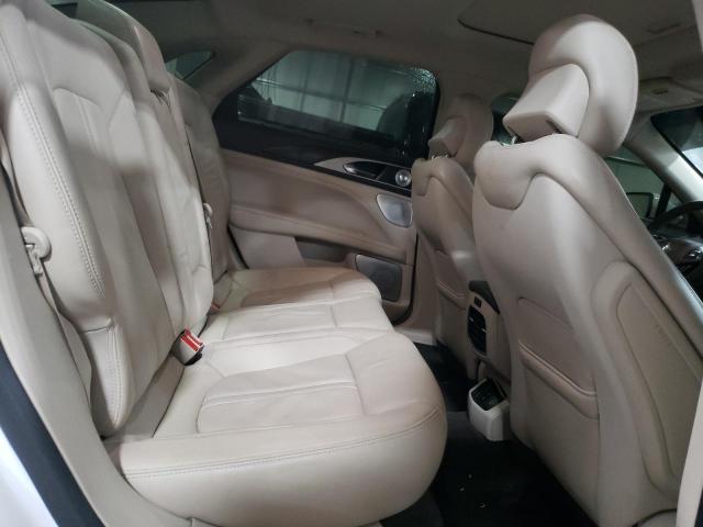 Photo 10 from auction – 2017 LINCOLN MKZ RESERV with VIN 3LN6L5FC4HR605646