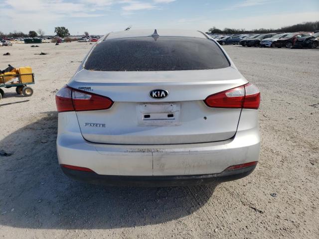 Photo 6 from auction – 2015 KIA FORTE LX with VIN KNAFK4A63F5261565