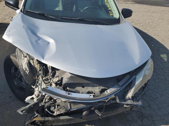 Photo 11 from auction – 2015 TOYOTA RAV4 LE with VIN 2T3ZFREV2FW227726