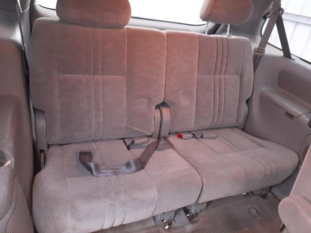 Photo 10 from auction – 2003 TOYOTA SIENNA LE with VIN 4T3ZF13C13U541446