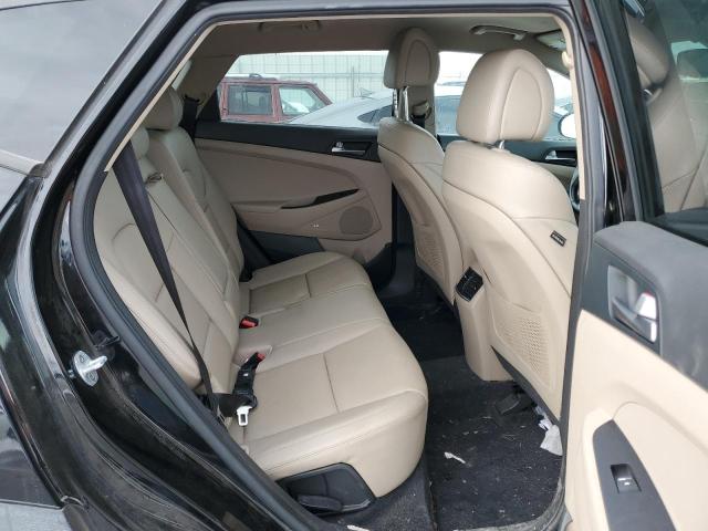 Photo 11 from auction – 2017 HYUNDAI TUCSON LIM with VIN KM8J3CA2XHU272987