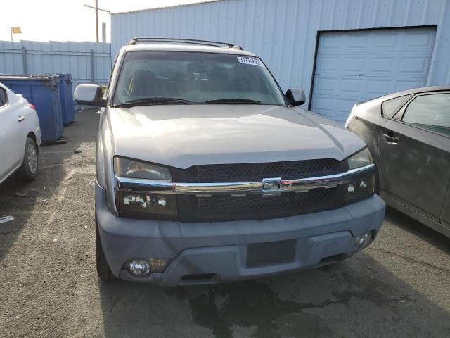 Photo 5 from auction – 2003 CHEVROLET AVALANCHE with VIN 3GNEC13T93G202545