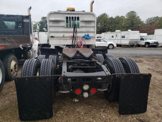 Photo 6 from auction – 2009 FREIGHTLINER CONVENTION with VIN 1FUJA6CKX9DAK3174