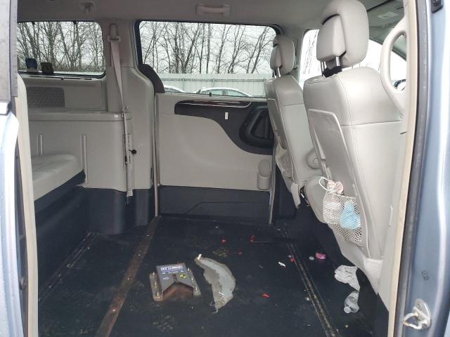 Photo 11 from auction – 2012 CHRYSLER TOWN & COU with VIN 2C4RC1GG8CR323200