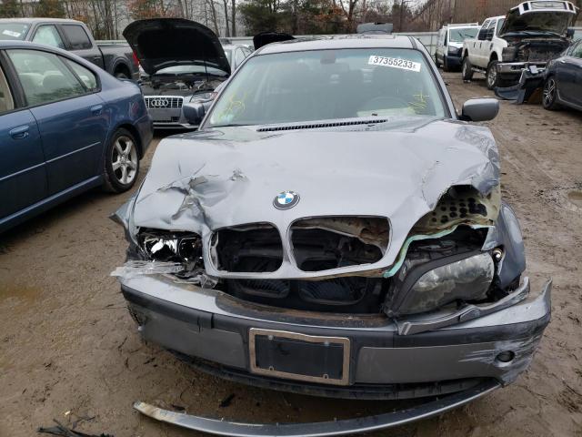 Photo 5 from auction – 2005 BMW 325 XI with VIN WBAEU33445PR19571