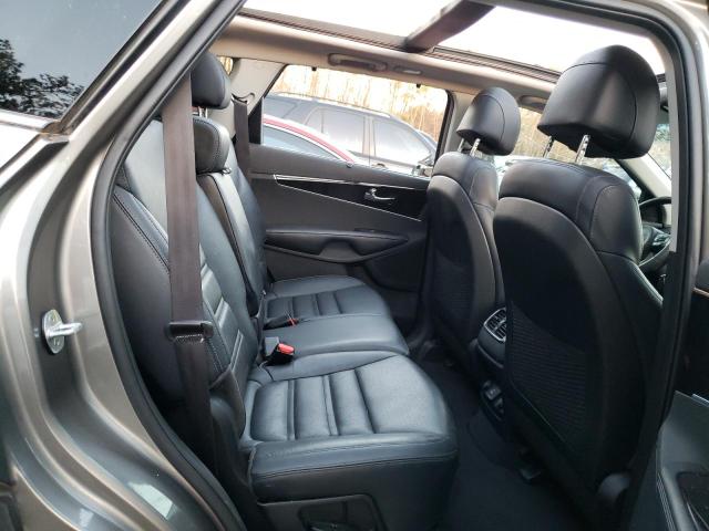 Photo 11 from auction – 2017 KIA SORENTO EX with VIN 5XYPH4A50HG304444