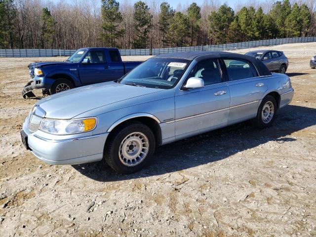 LINCOLN TOWN CAR E 1998 with VIN 1LNFM81W3WY691806 - Photo from auction