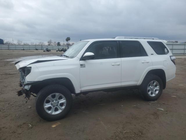 TOYOTA 4RUNNER SR 2017 with VIN JTEBU5JR6H5456778 - Photo from auction
