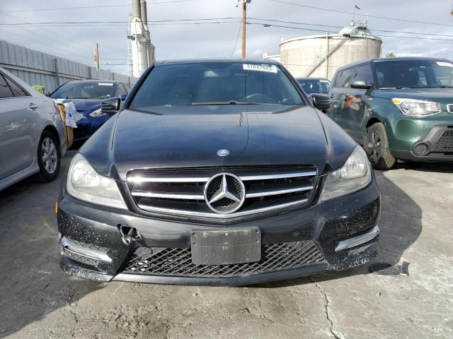 Photo 5 from auction – 2014 MERCEDES-BENZ C 250 with VIN WDDGF4HB5EA960481