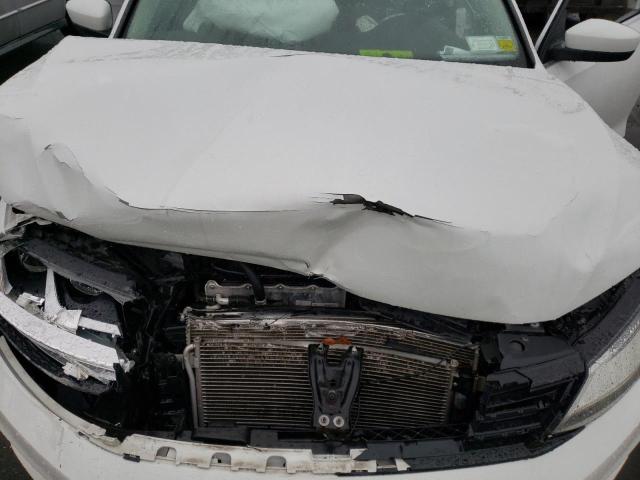 Photo 11 from auction – 2017 VOLKSWAGEN JETTA S with VIN 3VW2B7AJ0HM217525