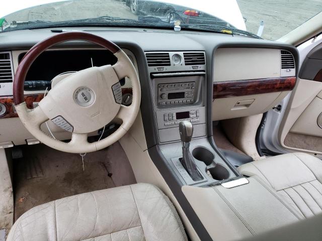 Photo 8 from auction – 2004 LINCOLN NAVIGATOR with VIN 5LMFU28R84LJ40386