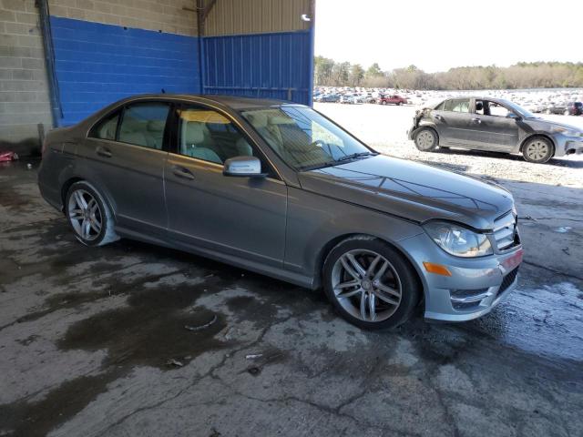 Photo 4 from auction – 2013 MERCEDES-BENZ C CLASS with VIN WDDGF8AB1DR294642