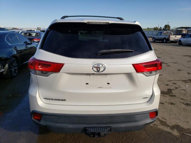 Photo 6 from auction – 2017 TOYOTA HIGHLANDER with VIN 5TDBZRFH5HS477578