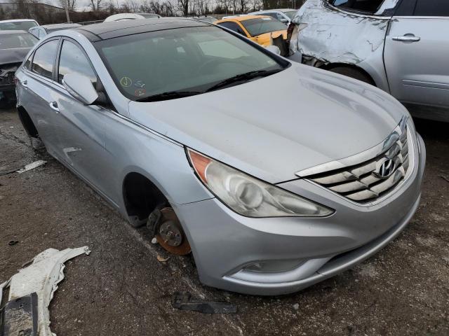 Photo 4 from auction – 2012 HYUNDAI SONATA SE with VIN 5NPEC4AC8CH437121