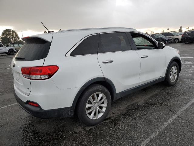 Photo 3 from auction – 2016 KIA SORENTO LX with VIN 5XYPGDA51GG133978