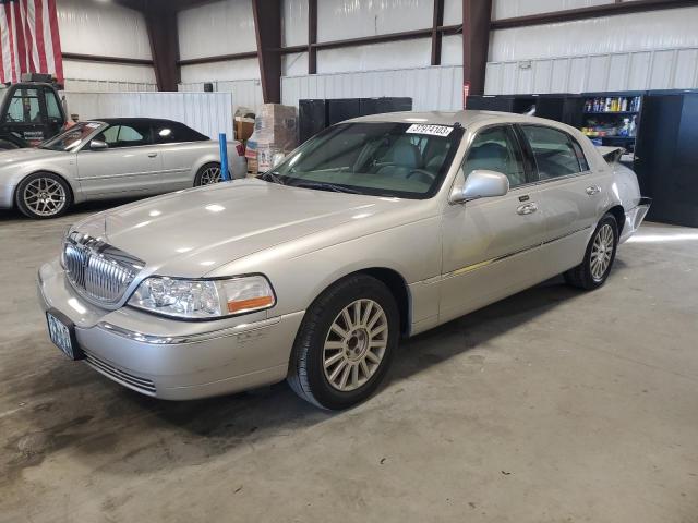LINCOLN TOWN CAR E 2003 with VIN 1LNHM81W33Y649401 - Photo from auction