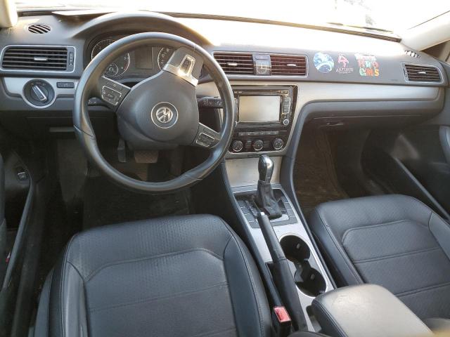 Photo 8 from auction – 2014 VOLKSWAGEN PASSAT SE with VIN 1VWBN7A35EC043389