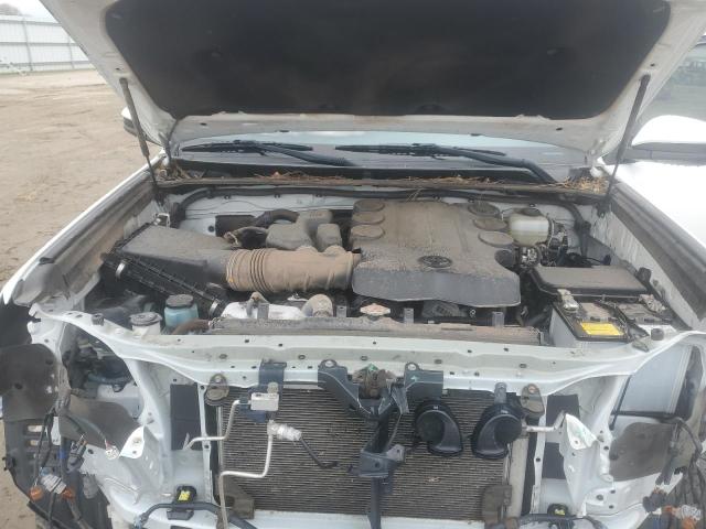 Photo 12 from auction – 2017 TOYOTA 4RUNNER SR with VIN JTEBU5JR6H5456778