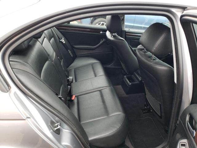 Photo 10 from auction – 2005 BMW 325 XI with VIN WBAEU33445PR19571