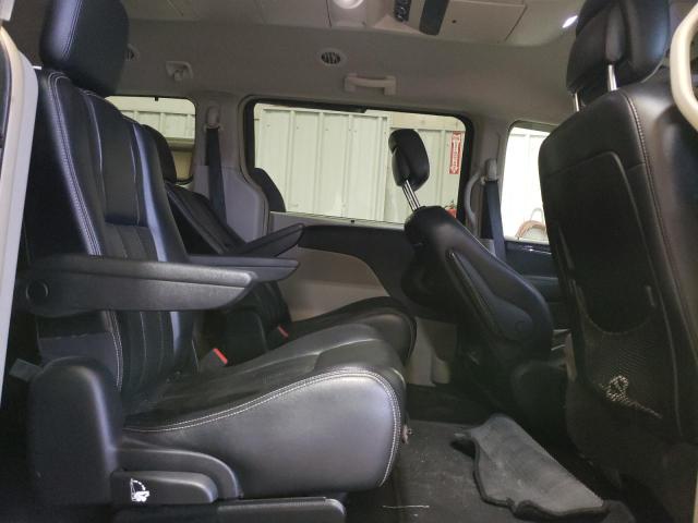 Photo 11 from auction – 2011 CHRYSLER TOWN & COU with VIN 2A4RR8DGXBR751810