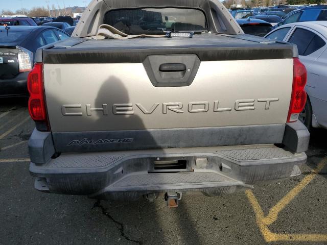 Photo 11 from auction – 2003 CHEVROLET AVALANCHE with VIN 3GNEC13T93G202545