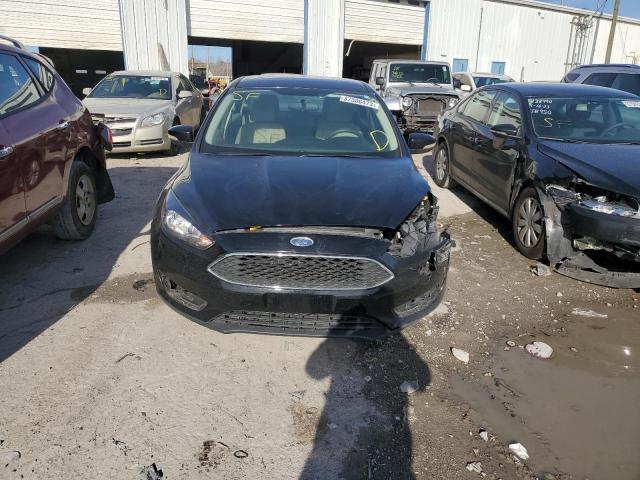 Photo 5 from auction – 2017 FORD FOCUS SE with VIN 1FADP3F27HL241397