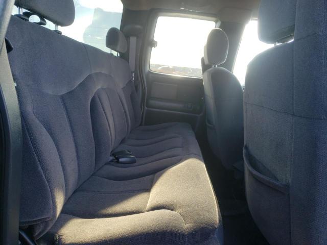 Photo 10 from auction – 2002 GMC NEW SIERRA with VIN 2GTEK19T721185853
