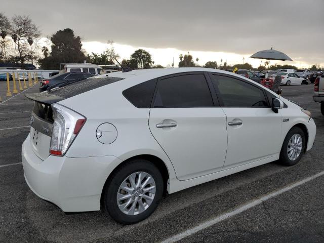 Photo 3 from auction – 2014 TOYOTA PRIUS PLUG with VIN JTDKN3DPXE3057041