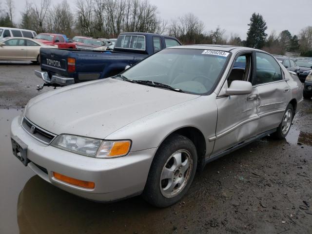 HONDA ACCORD SE 1997 with VIN 1HGCD5608VA261448 - Photo from auction