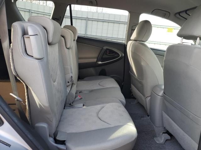 Photo 11 from auction – 2011 TOYOTA RAV4 with VIN JTMJF4DV8B5042793