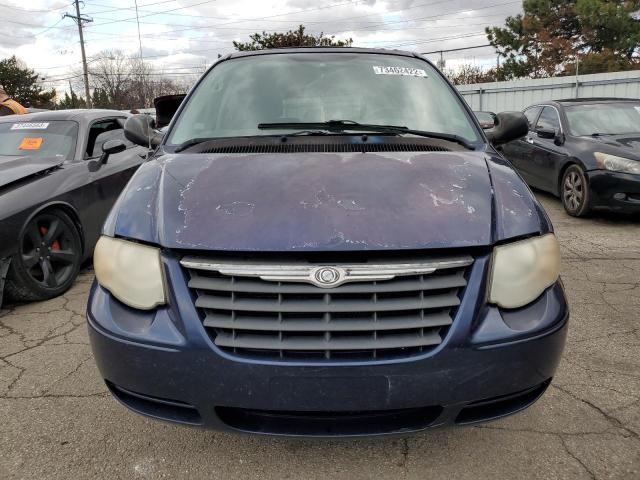 Photo 5 from auction – 2006 CHRYSLER TOWN & COU with VIN 2A4GP54L36R818844