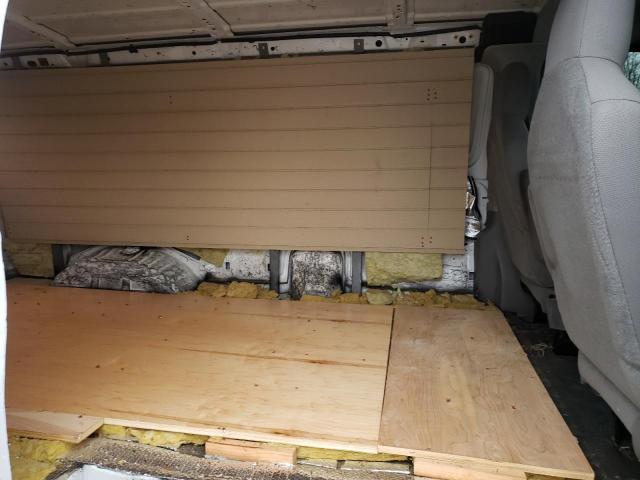 Photo 11 from auction – 2010 FORD ECONOLINE with VIN 1FTNE2EW3ADA27140