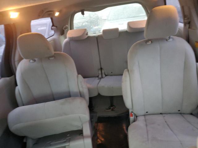 Photo 10 from auction – 2012 TOYOTA SIENNA with VIN 5TDZK3DC7CS220177