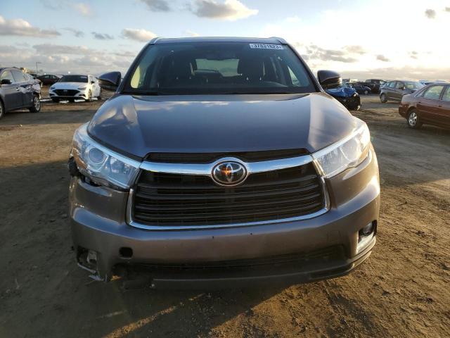 Photo 5 from auction – 2015 TOYOTA HIGHLANDER with VIN 5TDDKRFH6FS102356
