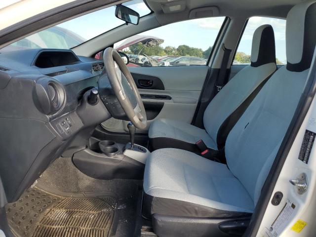 Photo 7 from auction – 2012 TOYOTA PRIUS C with VIN JTDKDTB3XC1024391