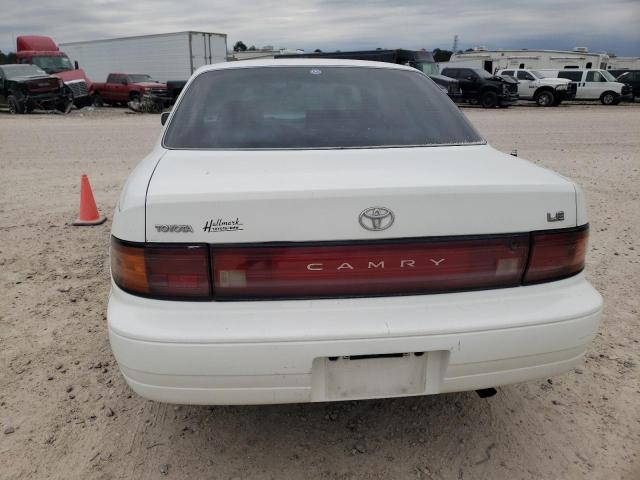 Photo 6 from auction – 1994 TOYOTA CAMRY with VIN 4T1SK12E9RU442018